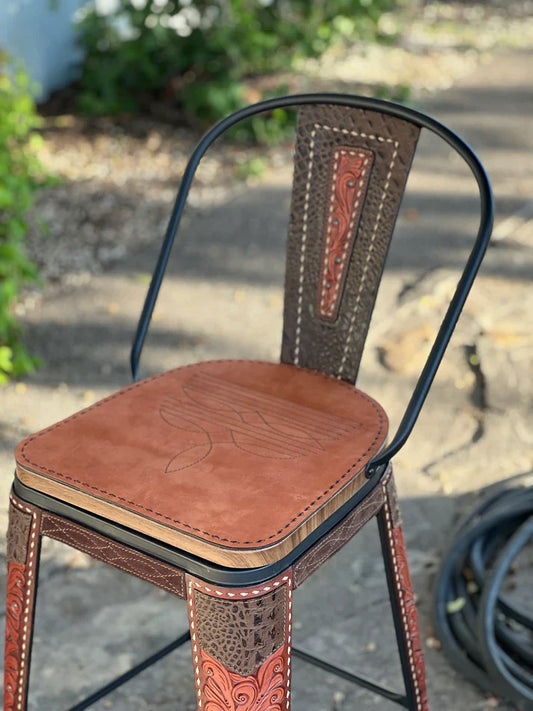 (STOCK) 30" THE CHCOLATE PAISLEY GATOR w/ Tall Back in BLACK