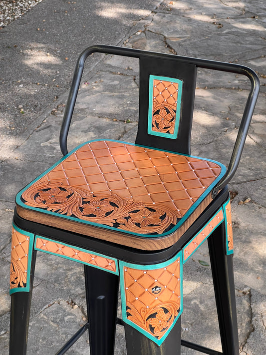 (STOCK!) SET OF 2 30" El Pinto w/ Black Short Black Bar Stools